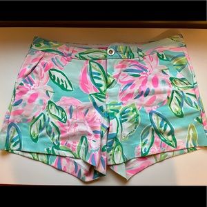 Lilly Pulitzer 5” Callahan Knit Shorts size 6 multi totally blossom